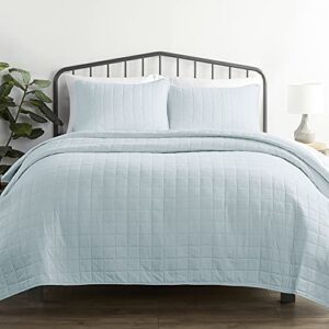 ienjoy Home Quilt Set, Square Pattern, Pale Blue, Twin