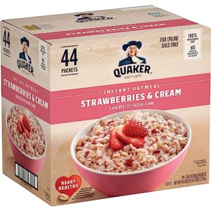 Quaker Instant Oatmeal, Strawberries & Cream, 1.05 Oz, (Pack of 44)